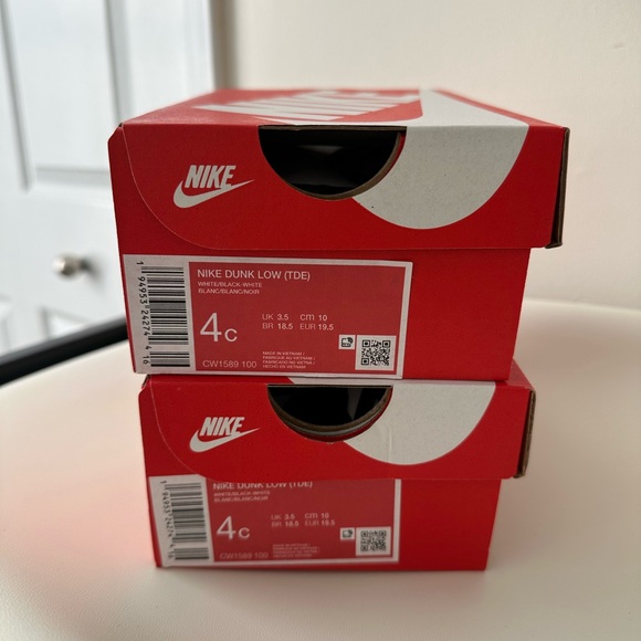 NWT Nike Dunk Low Panda Baby - Picture 12 of 14